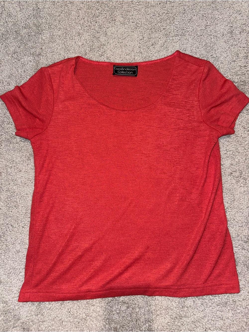 Scoop Neck Short Sleeve Top in Vibrant Red